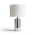 Lampe de table en métal chromé avec abat-jour en tissu blanc